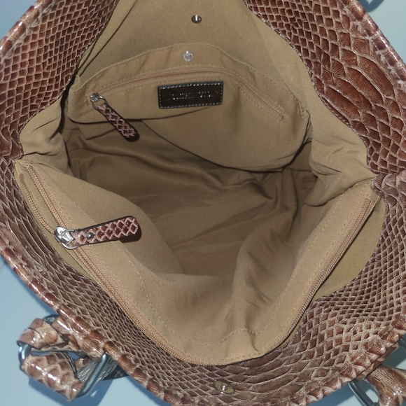 New Worthington faux snake/crocodile scale bag - Picture 5 of 10